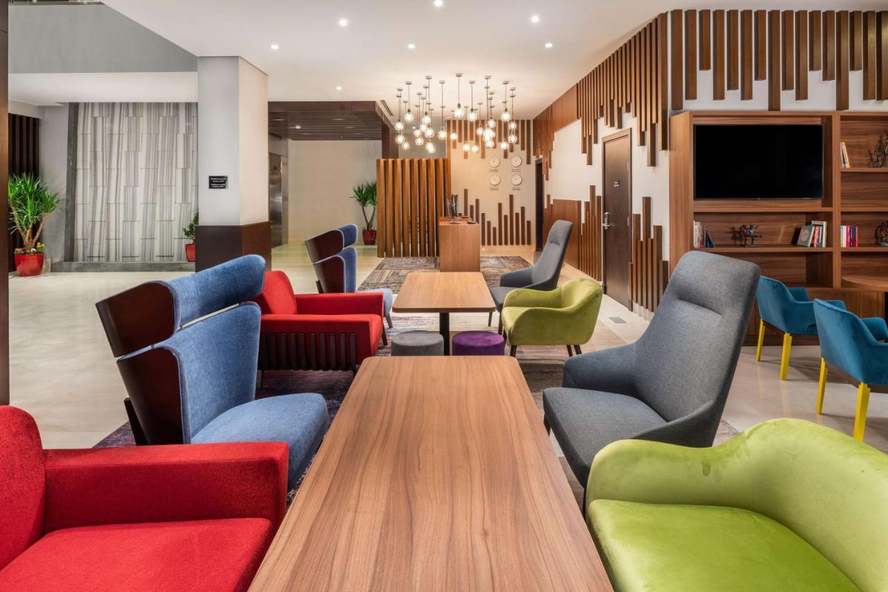 Park Inn By Radisson Jeddah Madinah Road Екстер'єр фото